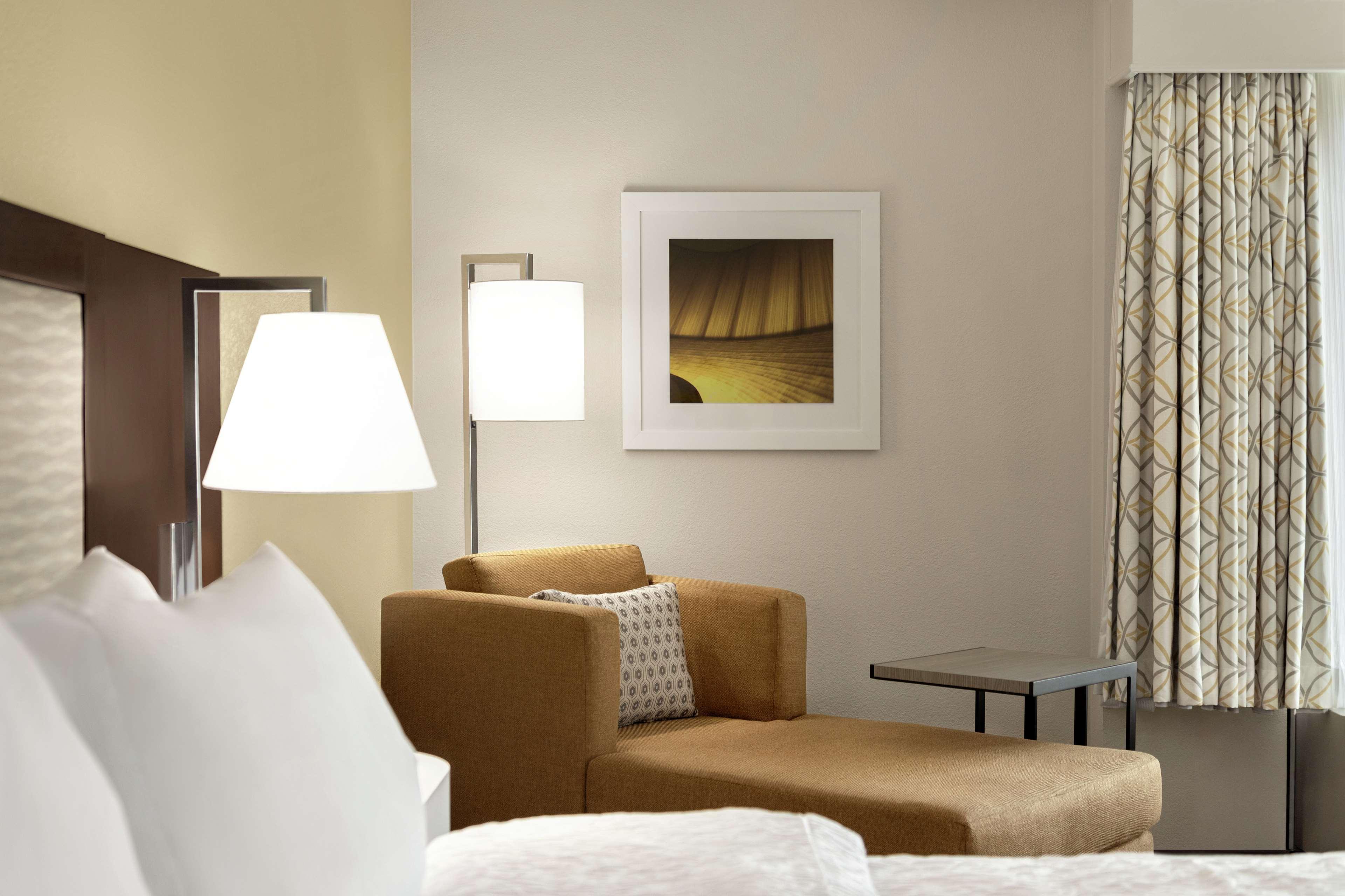 Hampton Inn Houston Hobby Airport Exteriör bild
