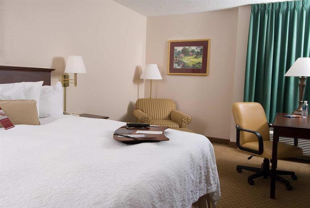 Hampton Inn Houston Hobby Airport Rum bild