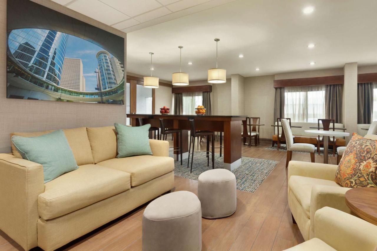 Hampton Inn Houston Hobby Airport Exteriör bild