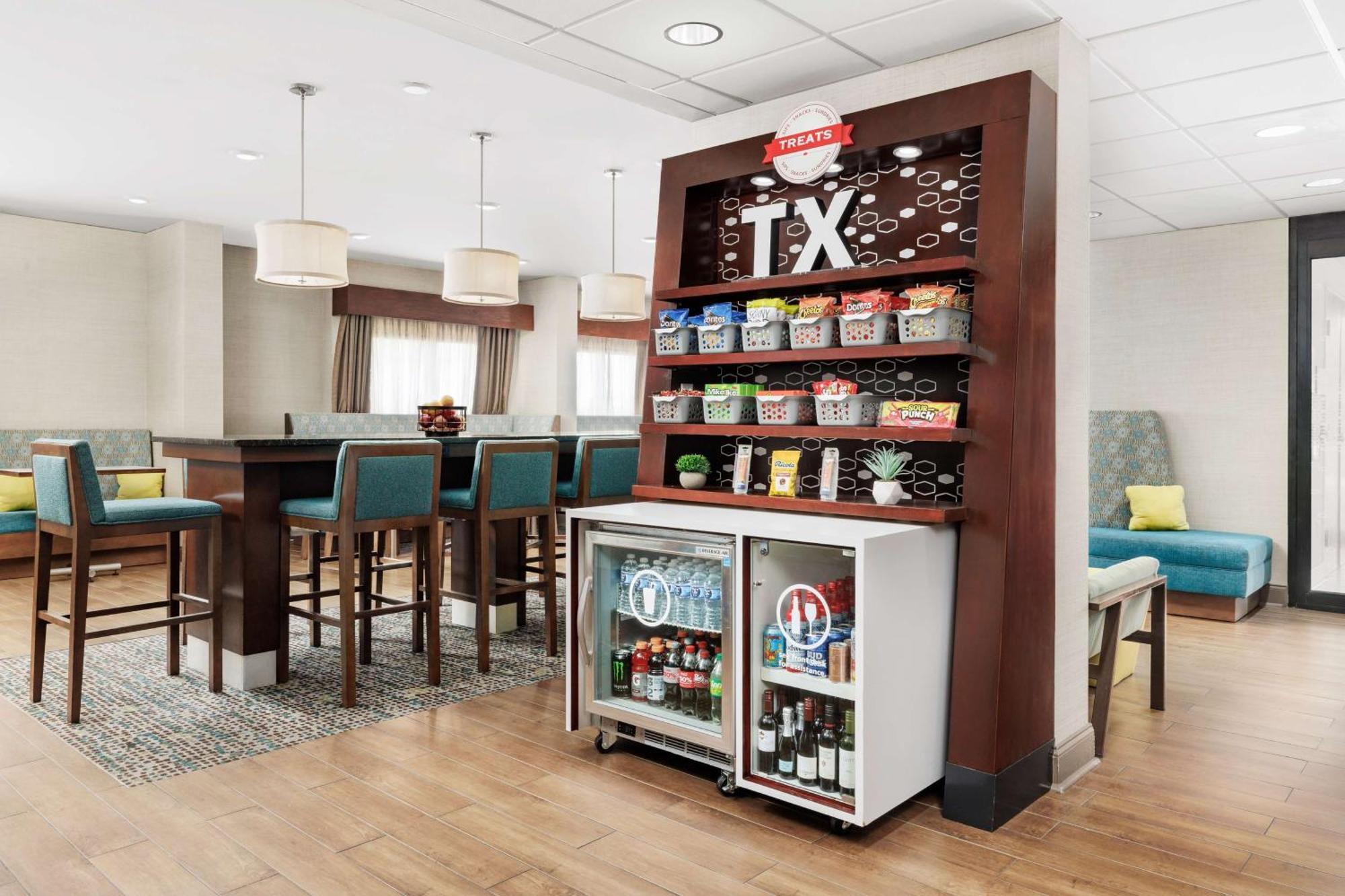 Hampton Inn Houston Hobby Airport Exteriör bild