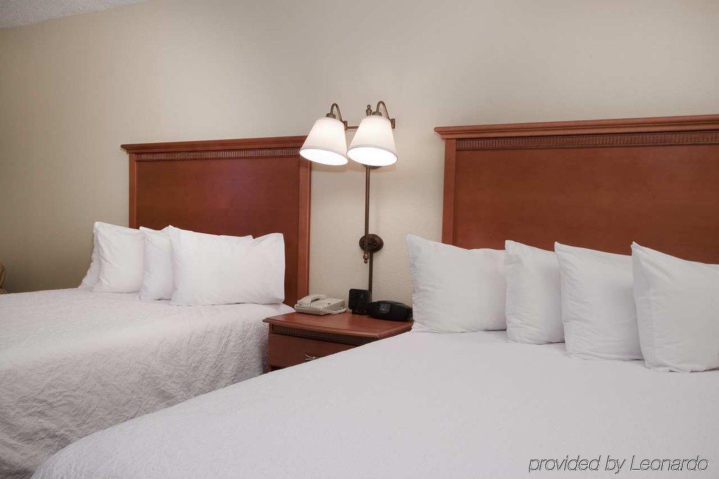 Hampton Inn Houston Hobby Airport Exteriör bild