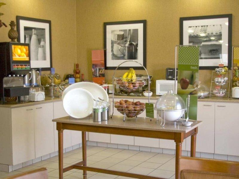 Hampton Inn Houston Hobby Airport Exteriör bild