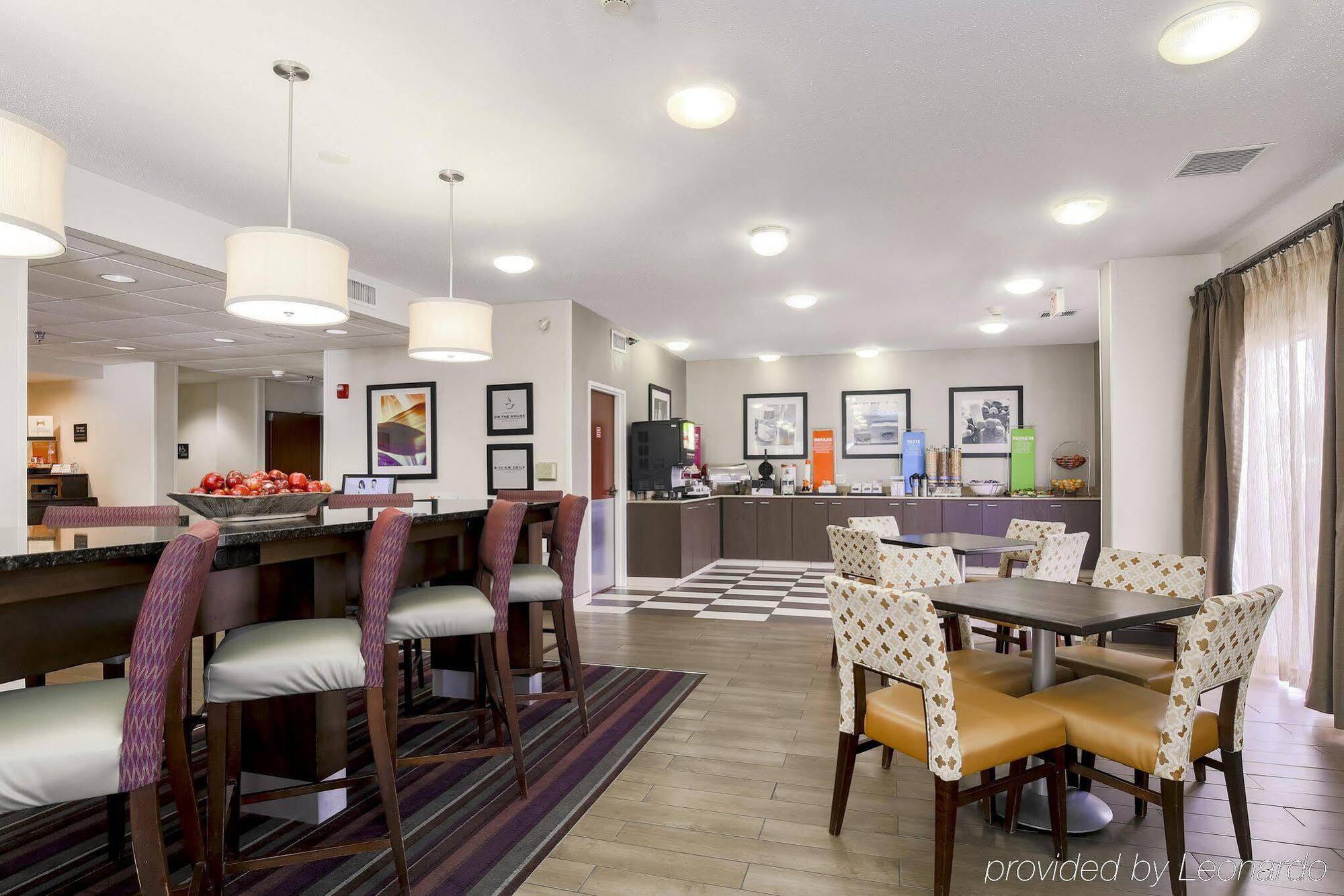 Hampton Inn Houston Hobby Airport Exteriör bild