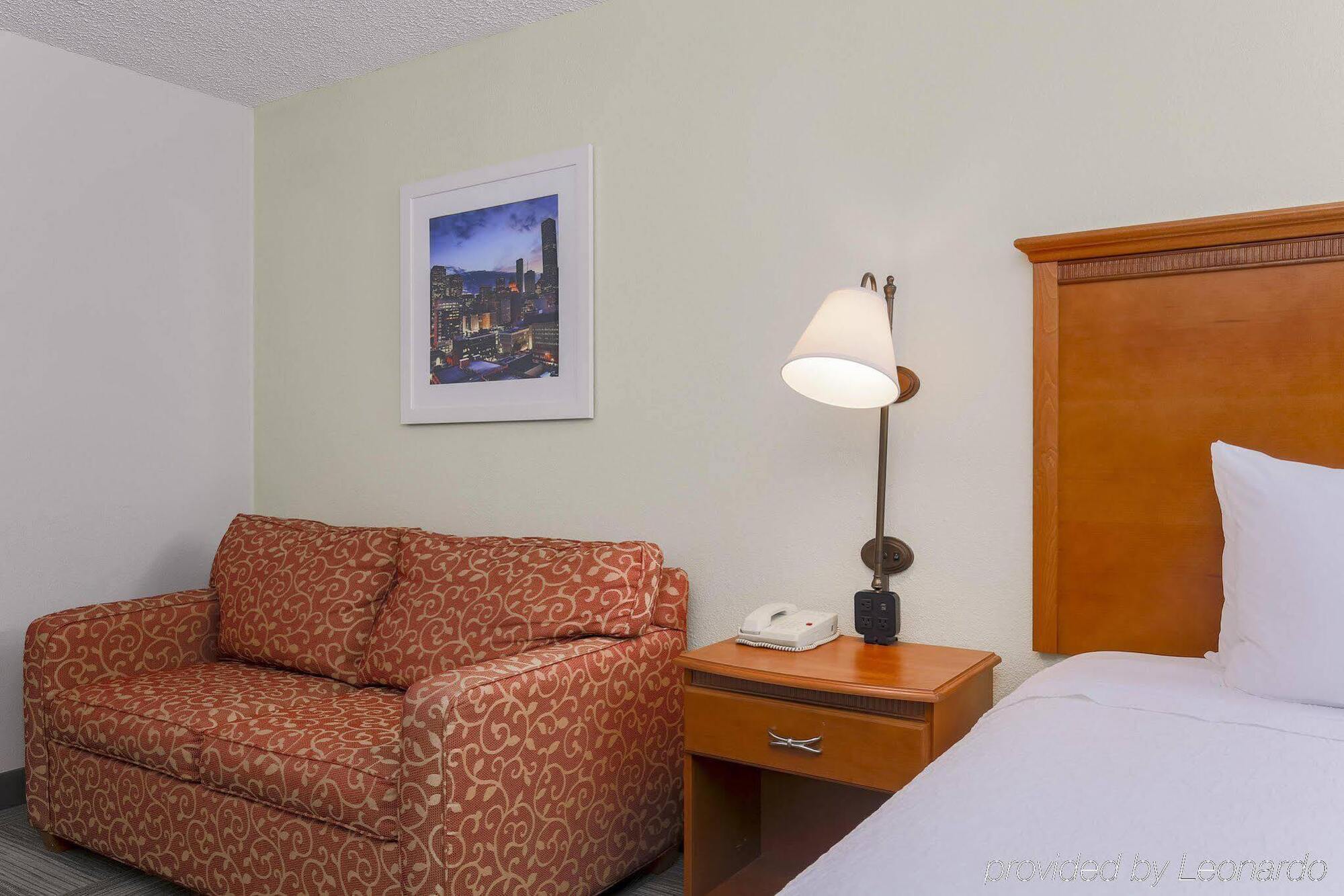 Hampton Inn Houston Hobby Airport Exteriör bild